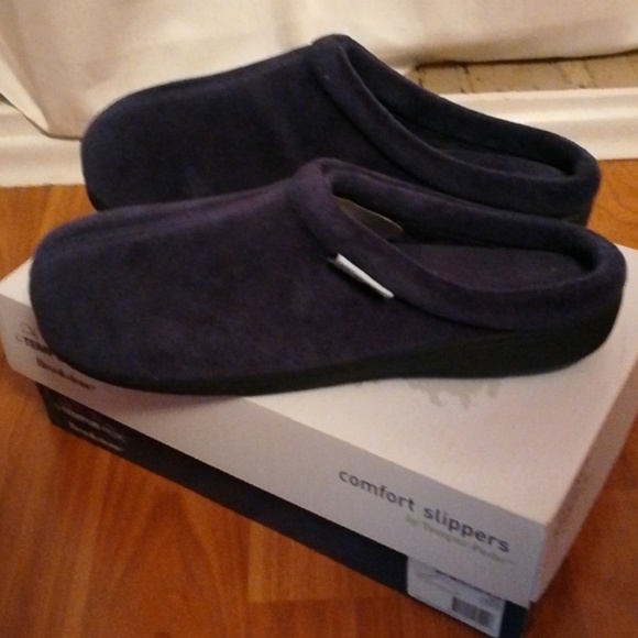 tempur pedic mens slippers brookstone